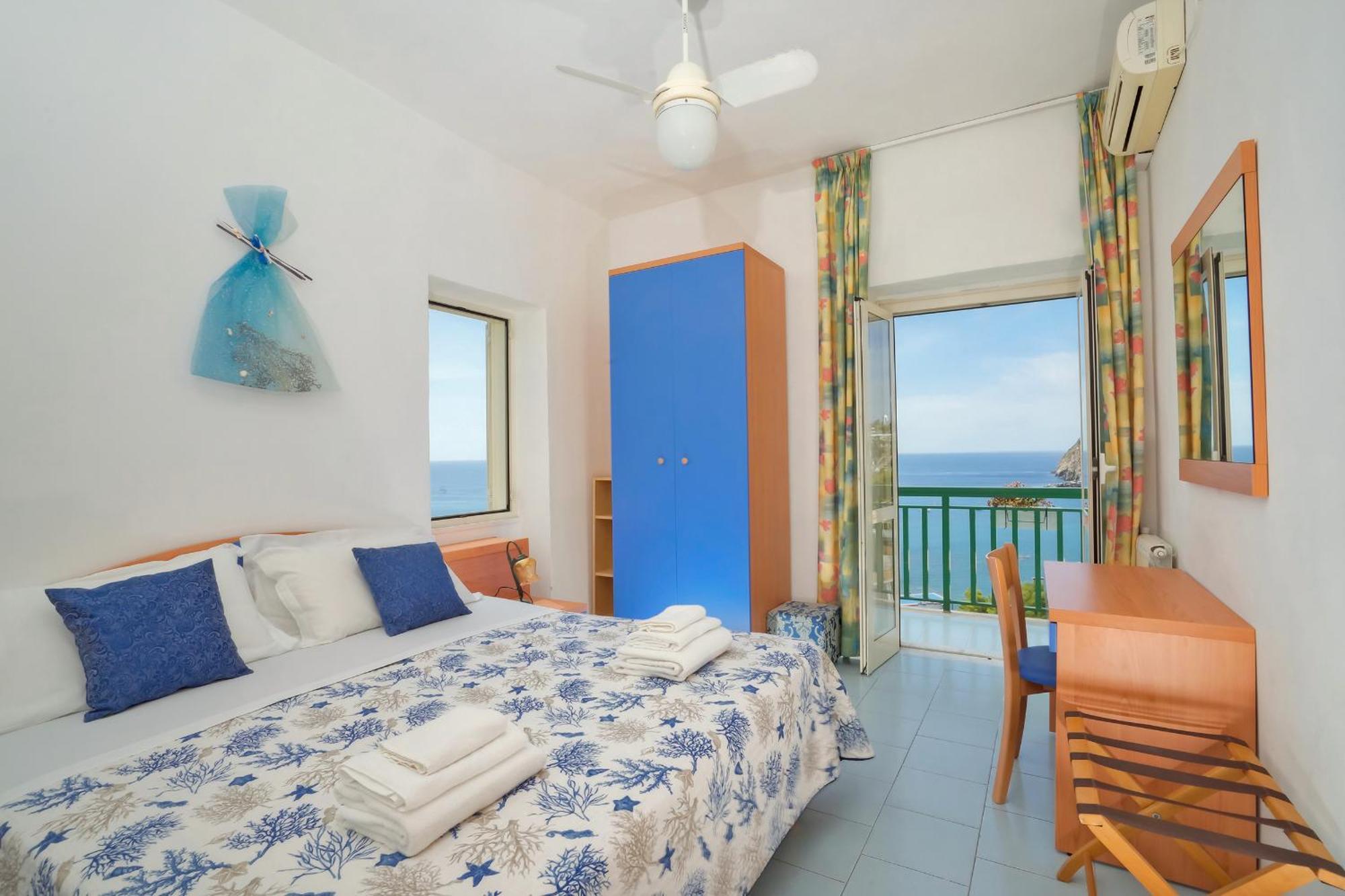 Hotel Ferdinando Beach & Thermal Spa Sant'Angelo  المظهر الخارجي الصورة
